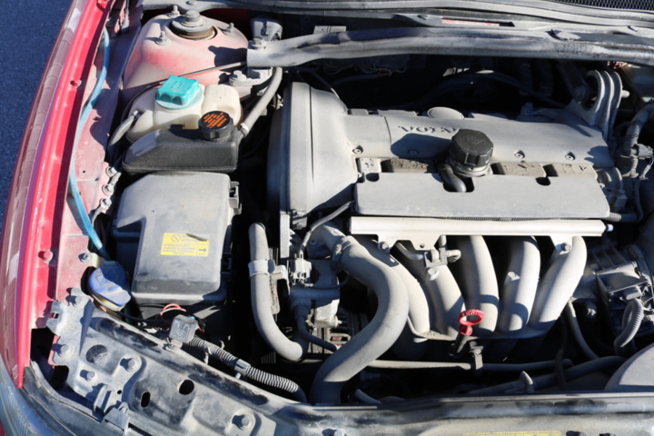 1416605-108 Volvo V70 2.4 Automatic, 170hp -2002