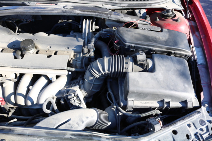 1416605-110 Volvo V70 2.4 Automatic, 170hp -2002