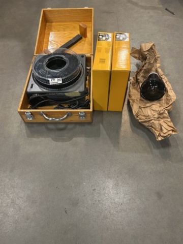 1296946-1 Projektor - Kodak Carousel S-AV 2050, Retro