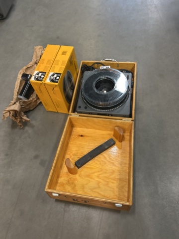 1296946-6 Projektor - Kodak Carousel S-AV 2050, Retro