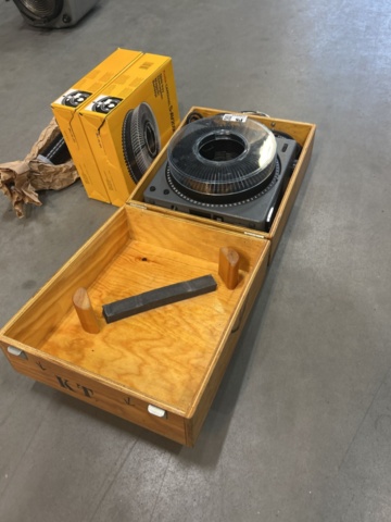 1296945-6 Projektor - Kodak Carousel S-AV 2050, Retro