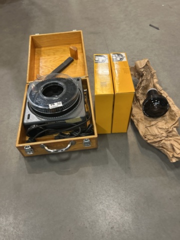 1296944-1 Projektor - Kodak Carousel S-AV 2050, Retro