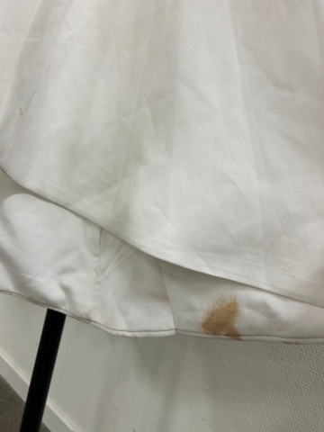 1367749-18 Bröllopsklänningar från konkurs ca 65st