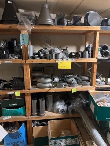 1395799-4 Lager med stuprörsdelar och tillbehör