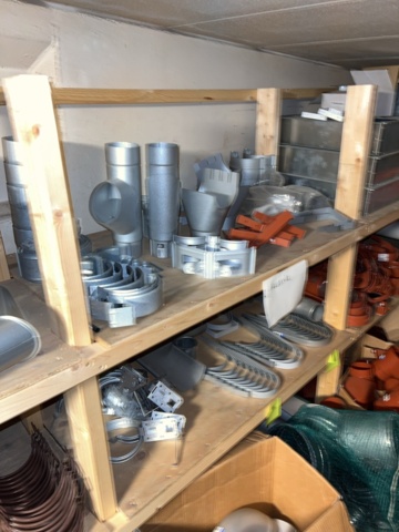 1395799-12 Lager med stuprörsdelar och tillbehör