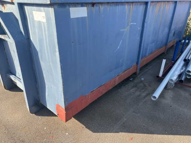 1384566-9 Lastväxlarflak/container i hög modell