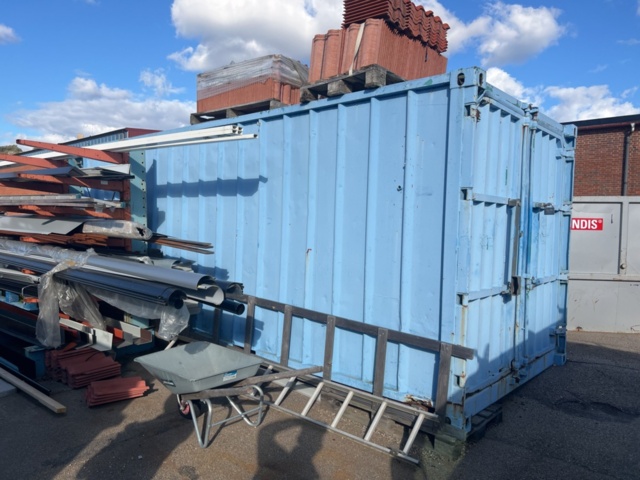 1384565-3 Container 20 fot