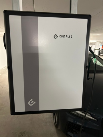 1428970-4 Laddbox  Compleo dubbla uttag för elfordon 2 st