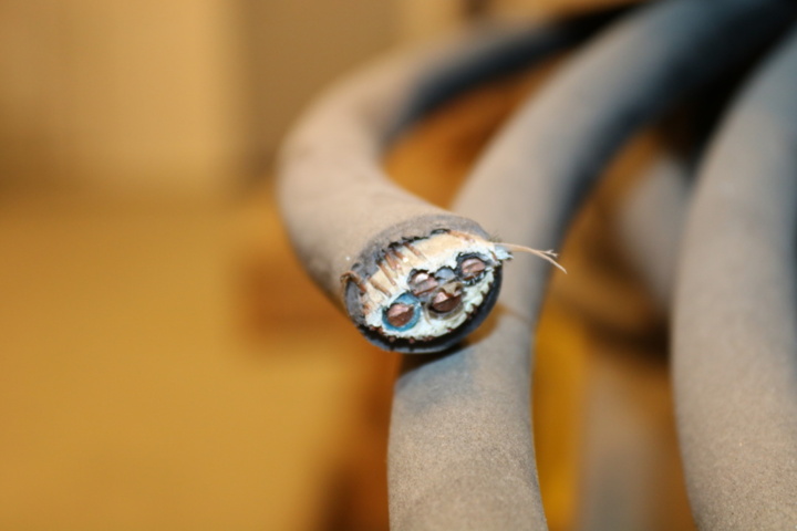 1416607-10 Diverse kabel för återvinning