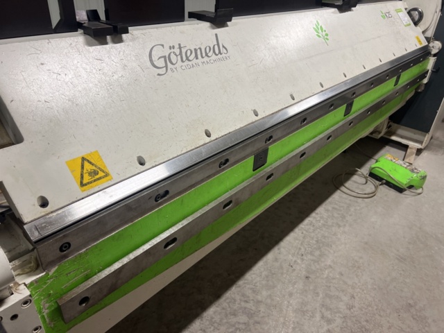 1395729-3 Kantvik med in- och utmatningsbord och tillbehör - Göteneds/CIDAN K25-30 -2017