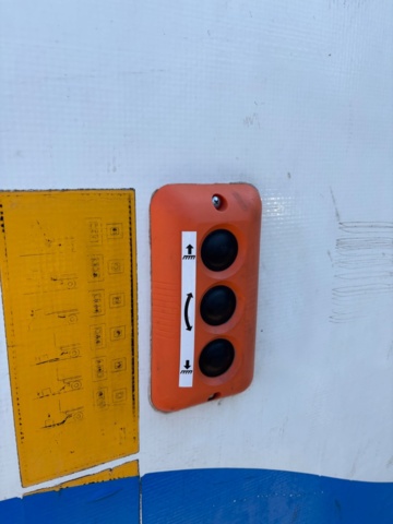 1425548-9 Skåpbil med bakgavellift Volkswagen Crafter Chassi 35, 163hk -2015