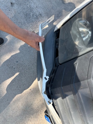 1425548-34 Skåpbil med bakgavellift Volkswagen Crafter Chassi 35, 163hk -2015