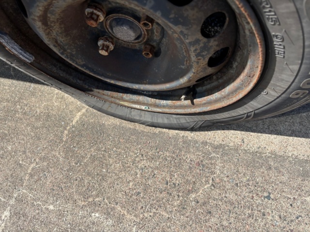 1425551-26 Peugeot Partner Van Utökad Last 1.6 BlueHDi Manuell, 99hk -2017 (Reparationsobjekt)