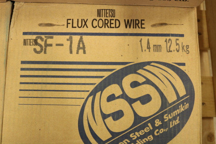 1416608-5 Rörtråd Nittetsu SF-1A 1,4 mm. 7 paket.