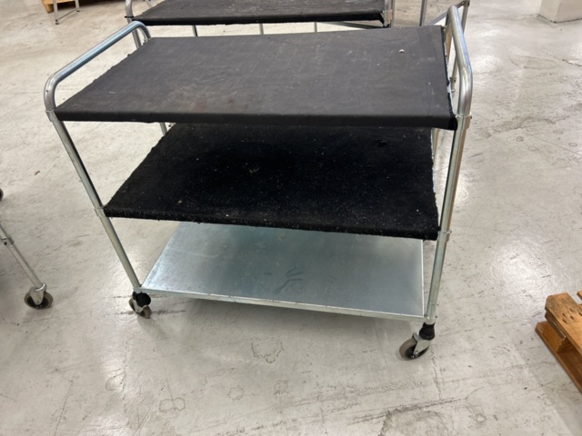 1363378-8 Vagnar 4 st