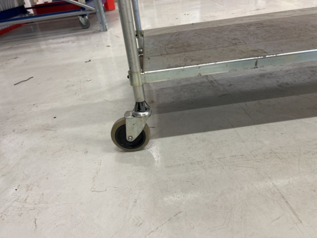 1363378-14 Vagnar 4 st