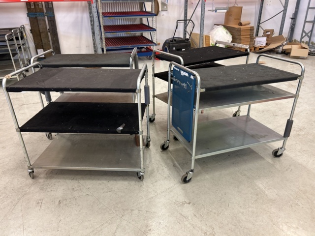 1363385-1 Vagnar 4 st