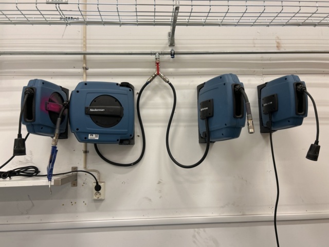 1363383-1 Tryckluft och el