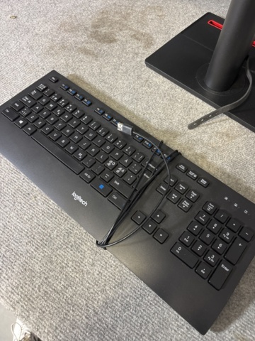 1420839-5 Lenovo skärm, Logitech tangentbord, mus samt USB C sladd