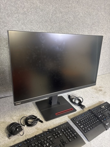 1420840-2 Lenovo skärm, 2st Logitech tangentbord, mus, USB C, ström