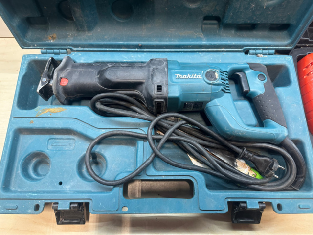 1427421-2 Tigersåg & Värmepistol