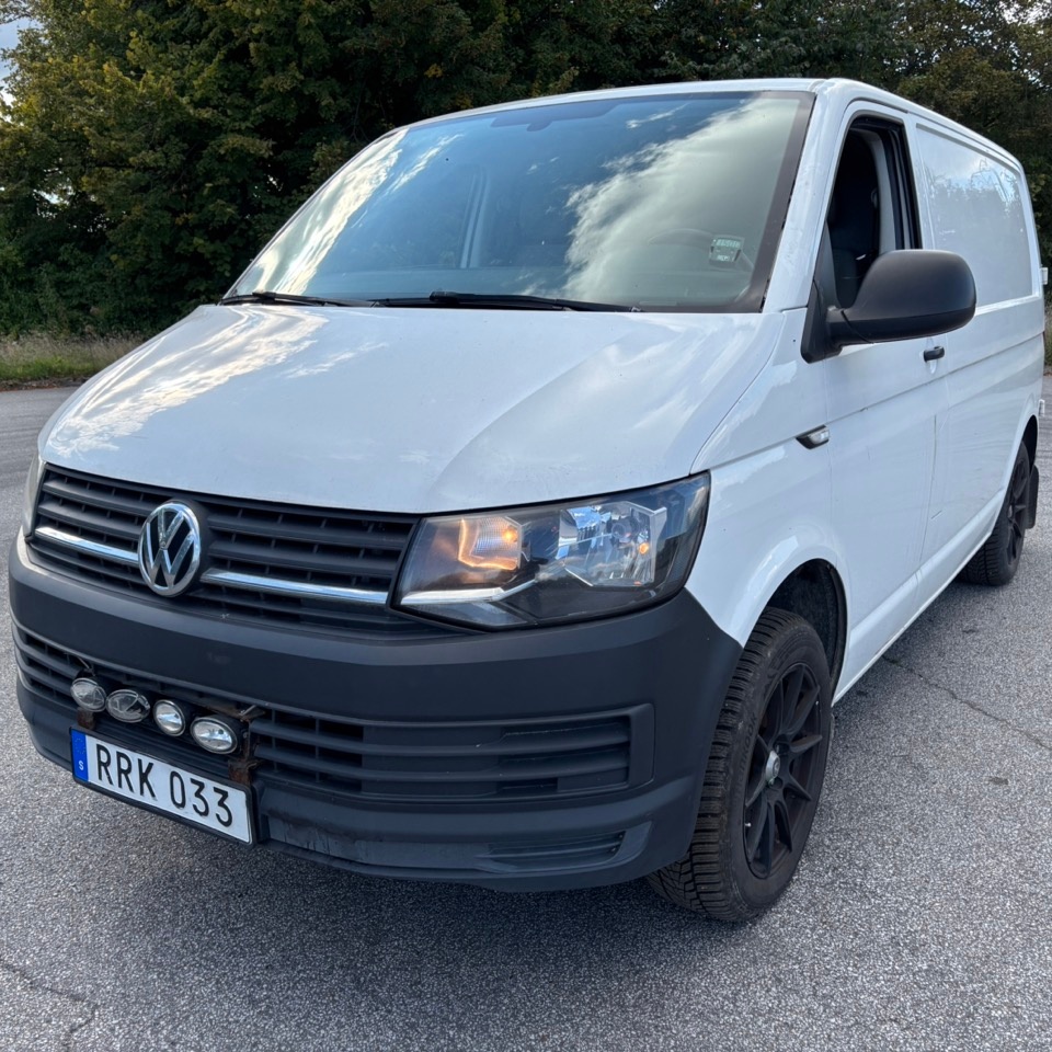 1428323-1 Volkswagen Transporter T28 2.0 TDI BMT Manual, 102hp, 2016
