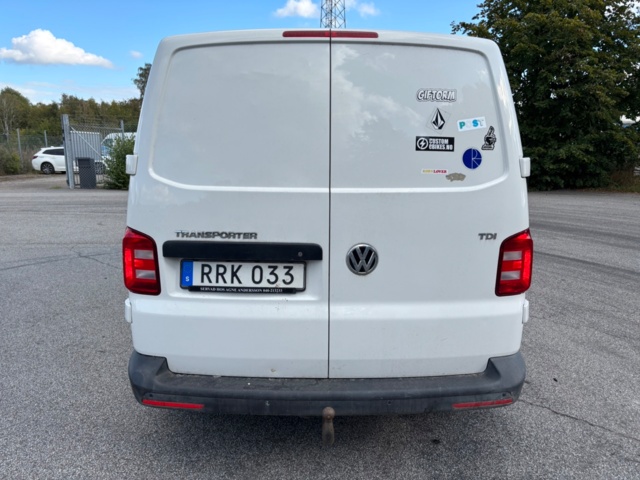 1428323-4 Volkswagen Transporter T28 2.0 TDI BMT Manuell, 102hk, 2016