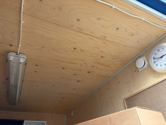 1429527-5 Isolerad 10 fots container i bra skick