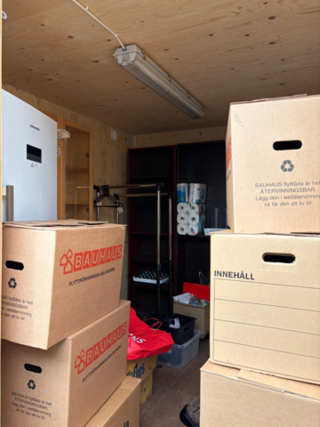 1429527-4 Isolerad 10 fots container i bra skick