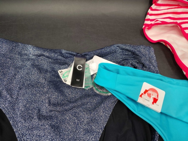 1411177-5 Badplagg 160 st – Blandade modeller, olika färger och storlekar