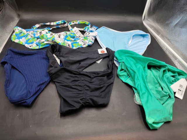 1411177-7 Badplagg 160 st – Blandade modeller, olika färger och storlekar