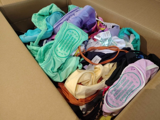 1411177-15 Badplagg 160 st – Blandade modeller, olika färger och storlekar