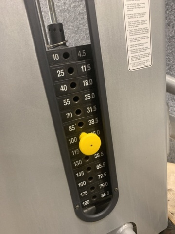 1429553-4 Cybex vr1 abdominal machine