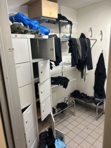 1423318-1 Interior design from staff room - storage and shelving system