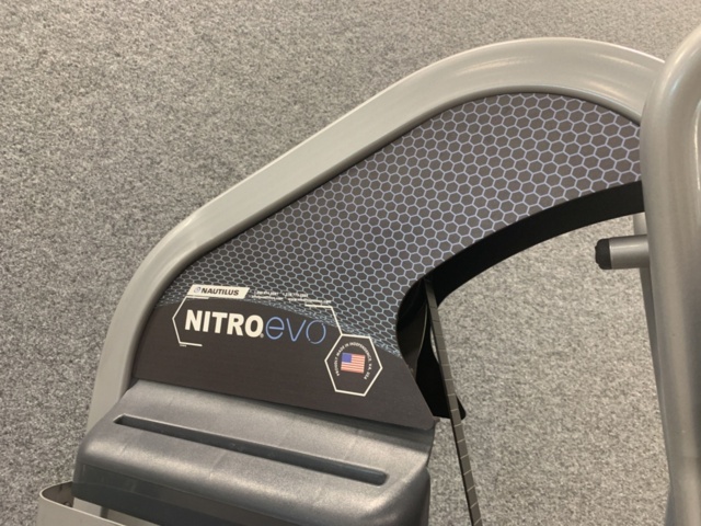 1429582-8 Chins/Dip Stand Gravitron Nautilus Nitro Evo
