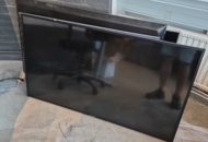 1313595 Bildskärmar/ TV, 4 st - reparationsobjekt