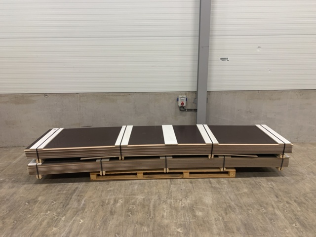 1429810-1 20 st Golvskivor till fordon