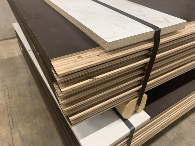 1429810-2 20 st Golvskivor till fordon