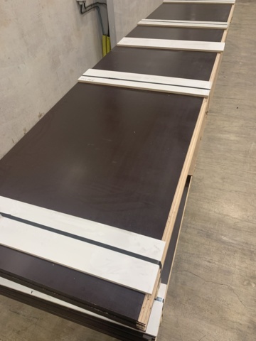 1429810-3 20 st Golvskivor till fordon