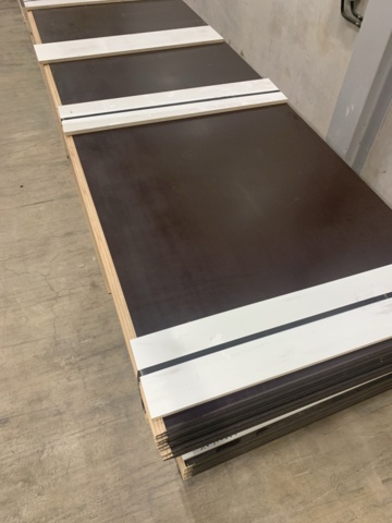 1429810-11 20 st Golvskivor till fordon