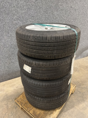 1429812-5 4 st Kompletta hjul till Volvo V90 med sommardäck 225/55 R17 97V