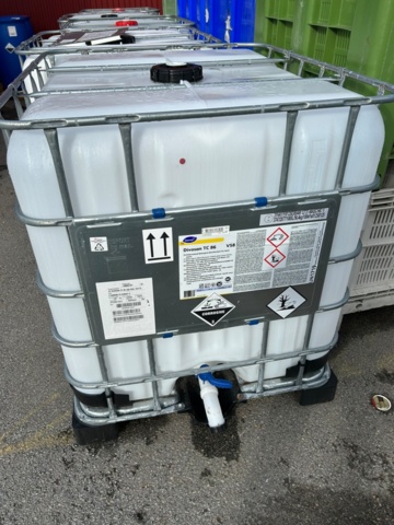 1343868-2 5 IBC containers Diversey Divosan TC 86 – 950 liters