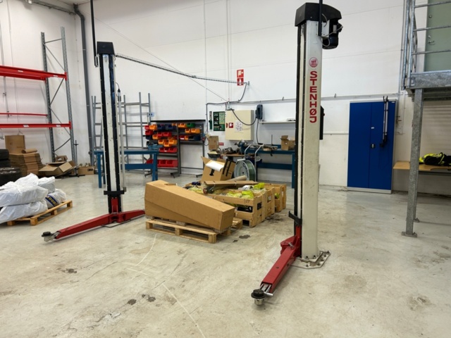 1363345-2 Pelarlyft Maestro 3 ton - Stenhøj