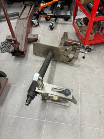 1331944-1 Stationär fjäderkompressor Klann