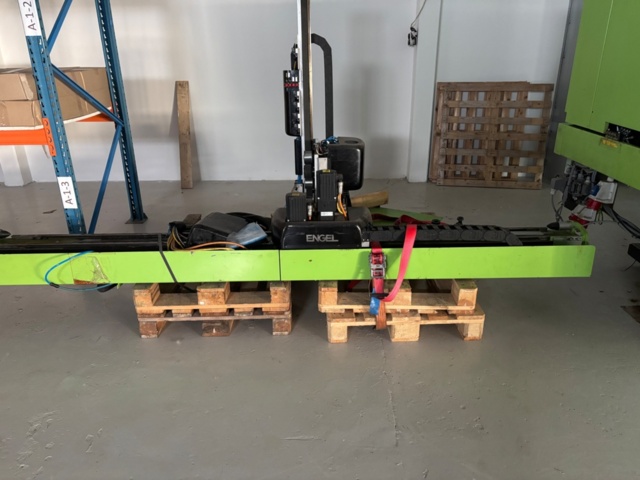 1430150-9 Formsprutningsmaskin  Engel e-motion 440/100