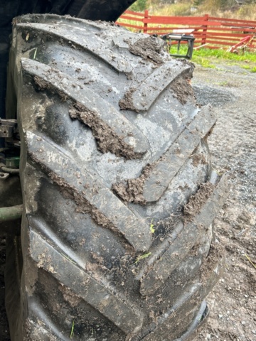 1433856-62 Traktor med lastare John Deere 7310R -2019