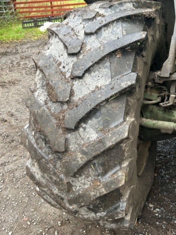 1433856-63 Traktor med lastare John Deere 7310R -2019