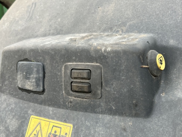 1433856-31 Traktor med lastare John Deere 7310R -2019