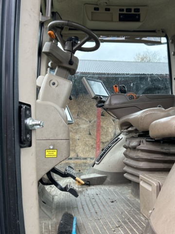 1433856-35 Traktor med lastare John Deere 7310R -2019