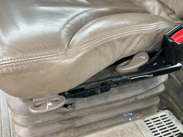 1433856-40 Traktor med lastare John Deere 7310R -2019